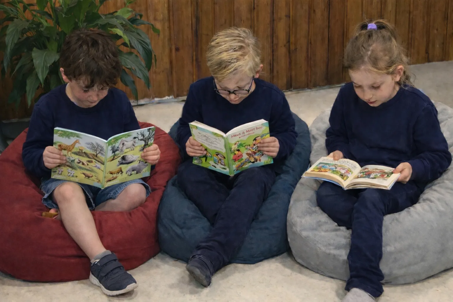 Kinderen lezen boeken